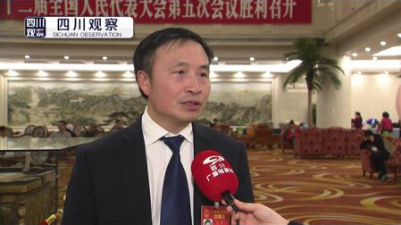 全國人大代表、集團(tuán)董事長王勁“兩會”現(xiàn)場接受四川電視臺采訪