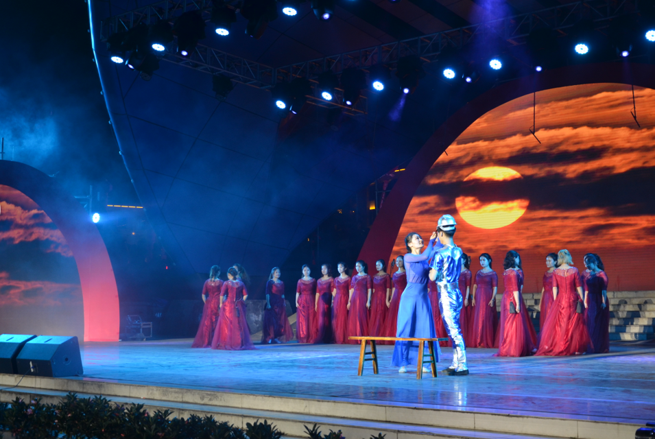 集團(tuán)舉行成立二十周年文藝匯演(圖6)