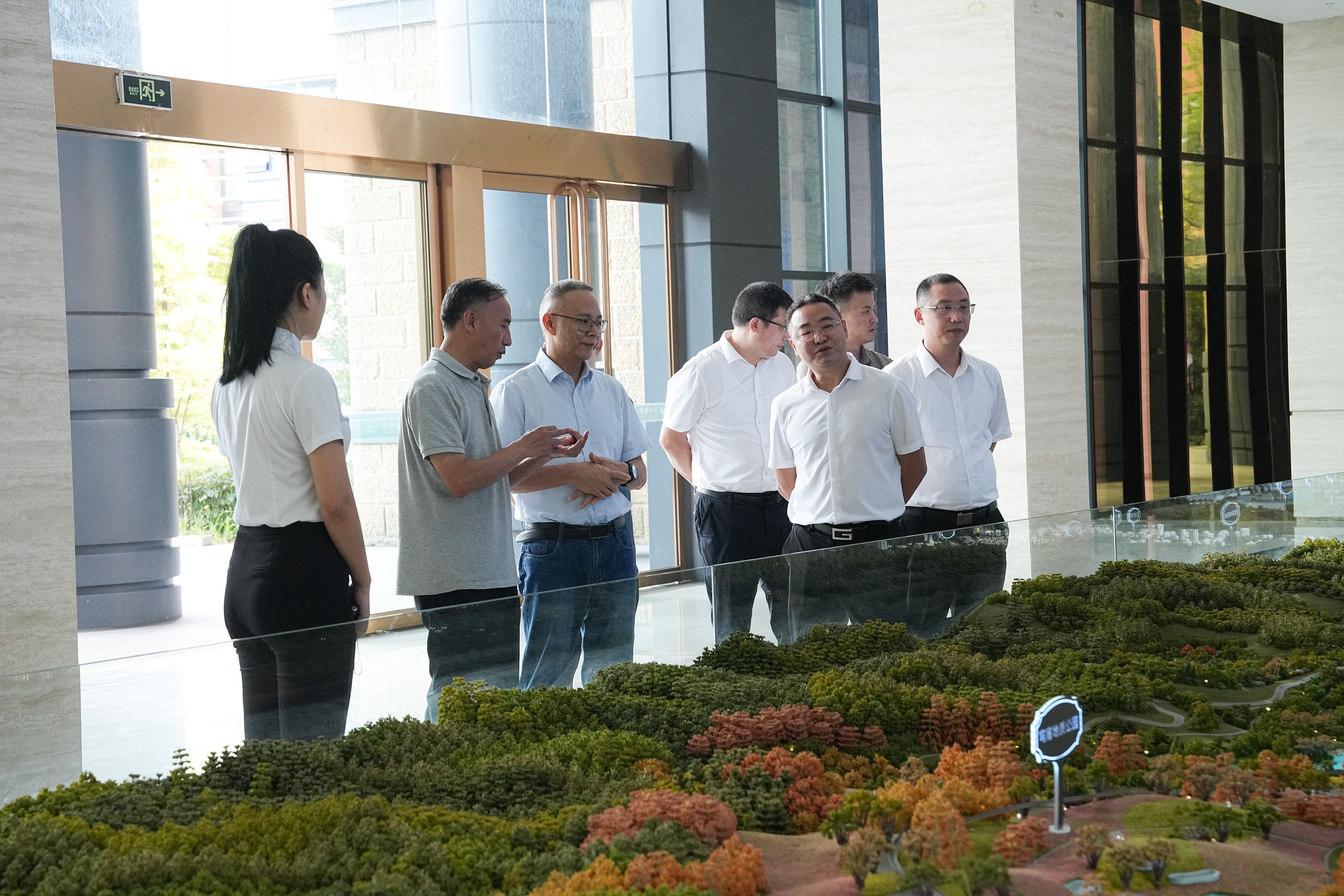 四川省銀河化學股份公司到川威連界基地調(diào)研