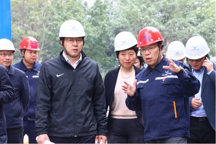 落實(shí)超低排放改造  推動行業(yè)綠色發(fā)展 ——內(nèi)江市委副書記路松明一行蒞臨星船城公司調(diào)研