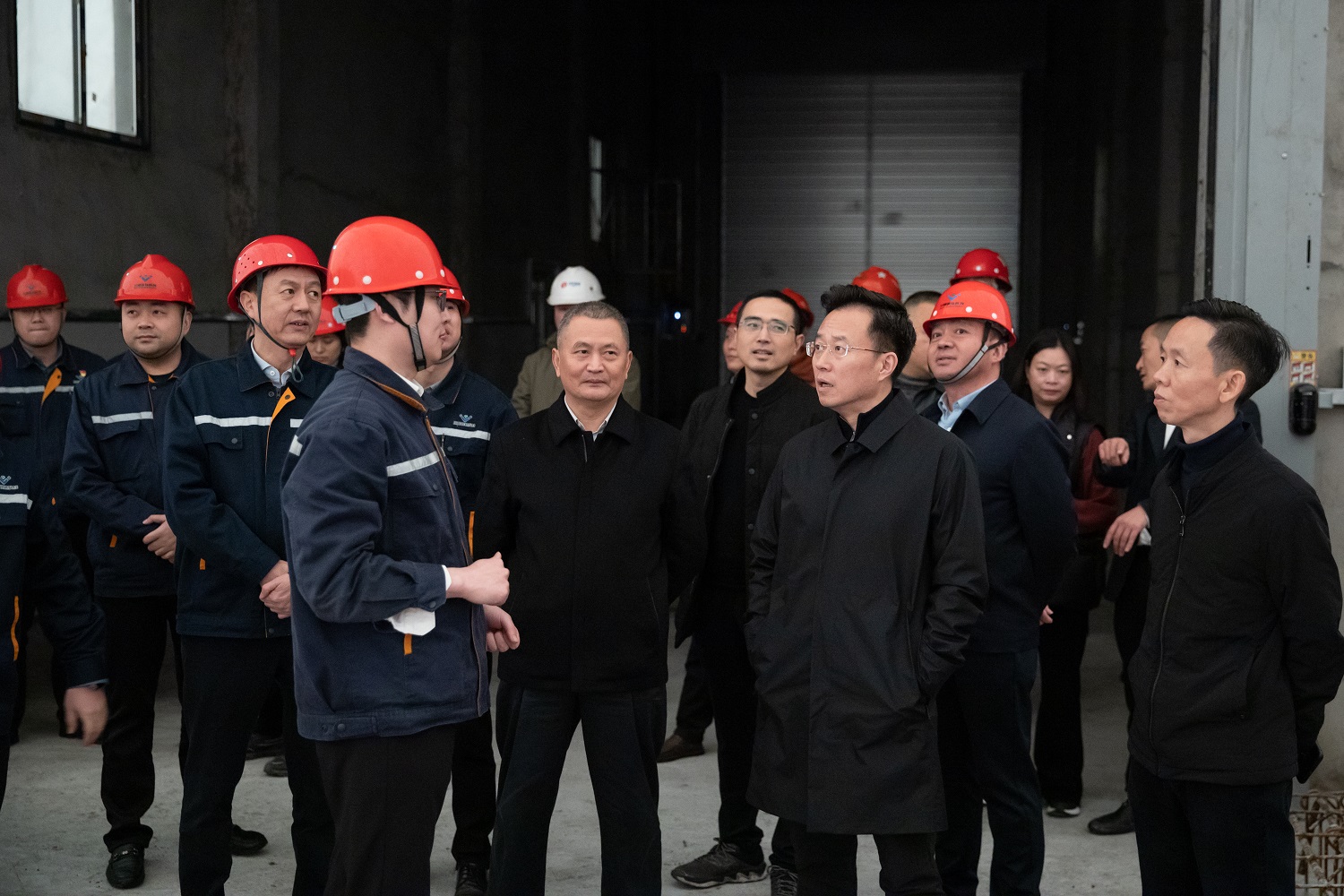 市人大常委會副主任曾云忠一行到川威調(diào)研督導(dǎo)超低排放改造項目建設(shè)