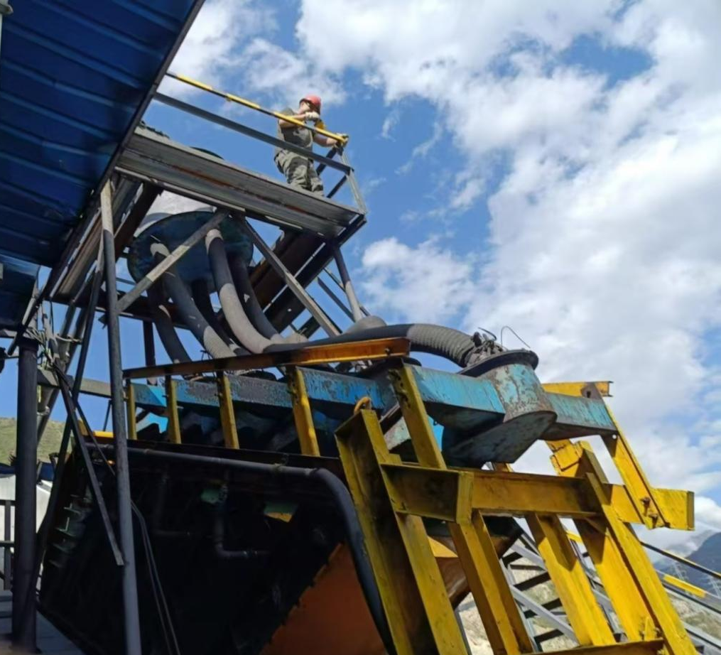 聯(lián)鑫礦業(yè)公司阿壩公司高純鐵精礦產(chǎn)量占比取得重大突破