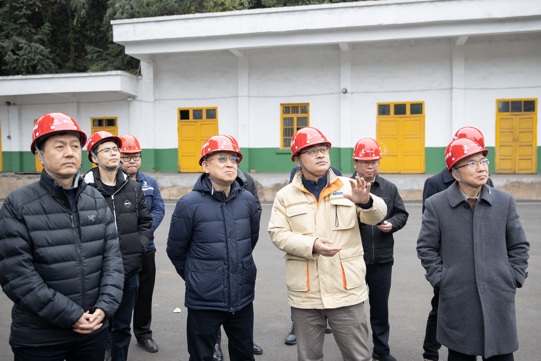 中鋼協(xié)駱鐵軍副會(huì)長一行到訪川威集團(tuán)(圖3)